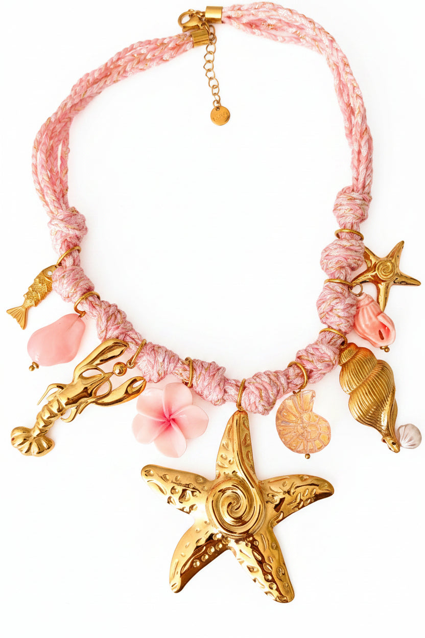Collier doré mer
